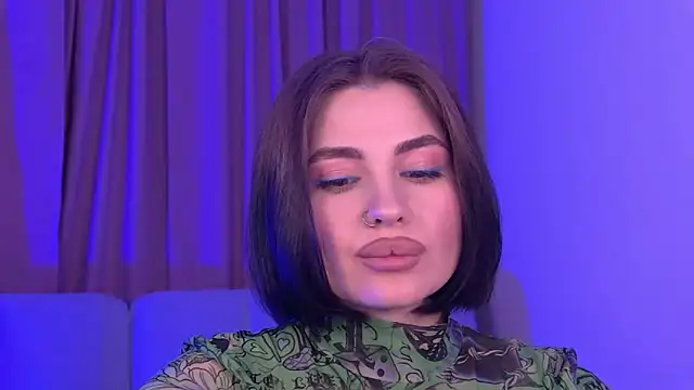 AdrianaToress webcam