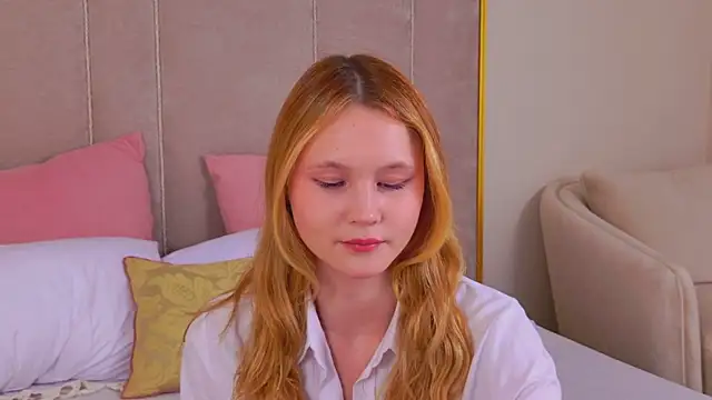 AmeliRoyse webcam