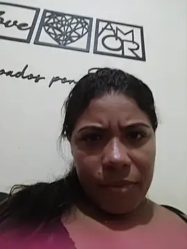 IndiaPozuda_ webcam