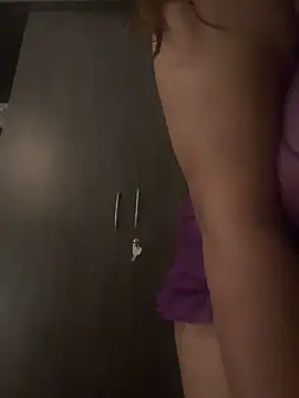Kinkypratiki69 webcam