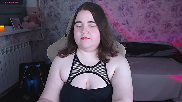 Estelle_Hicks webcam