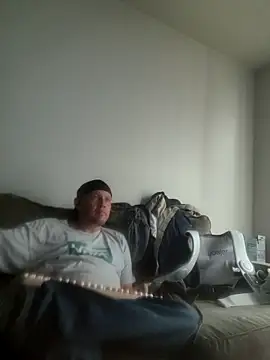 yourMasterisBored webcam
