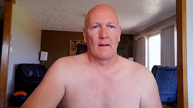 basicant (Ask my age) - #balds #bisexuals #blondes #blowjob #doggy-style #flashing #gagging #hd #humiliation #masturbation #muscular #recordable-publics #small-audience #spanking #white