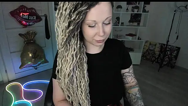 HoneySallyMoore webcam