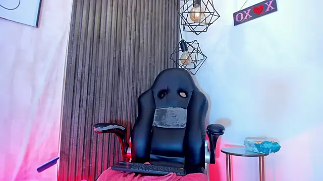 lana_gill1 webcam
