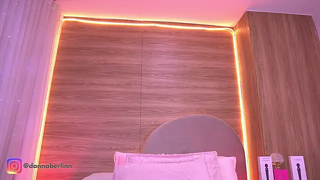 danna_berlin_ webcam