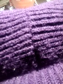 agyness_bell webcam