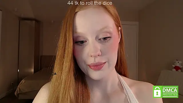 lulu_moonmoon webcam
