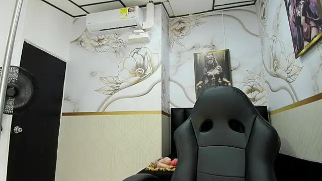 alicee__mature webcam