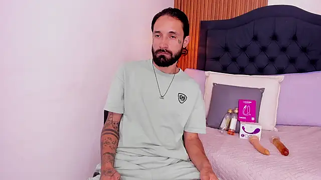 Hisoka_011 webcam