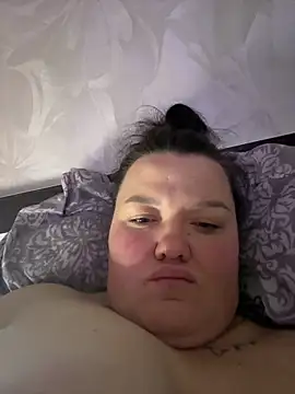 SunnyLeila2101 webcam