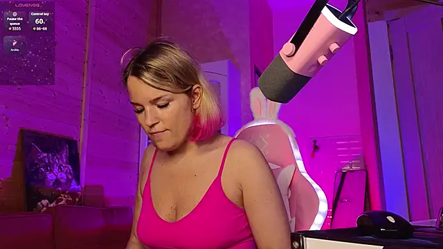 Lady_Shine webcam