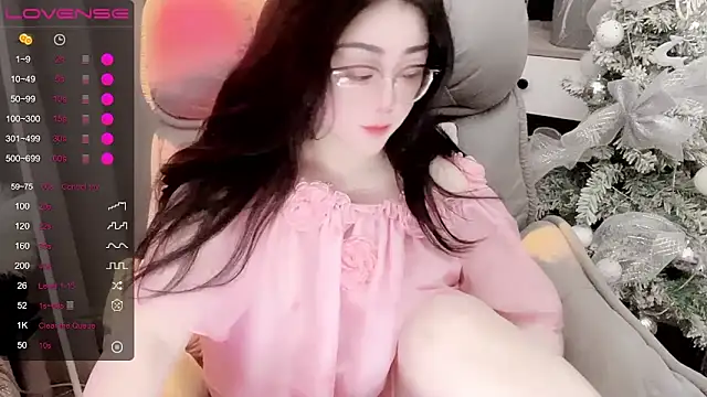 Monica-666888- webcam