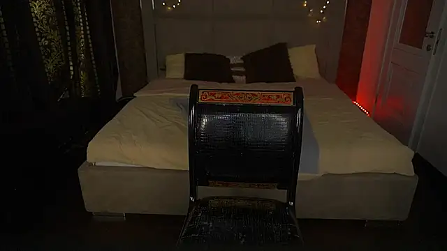 AmiraGoldd webcam