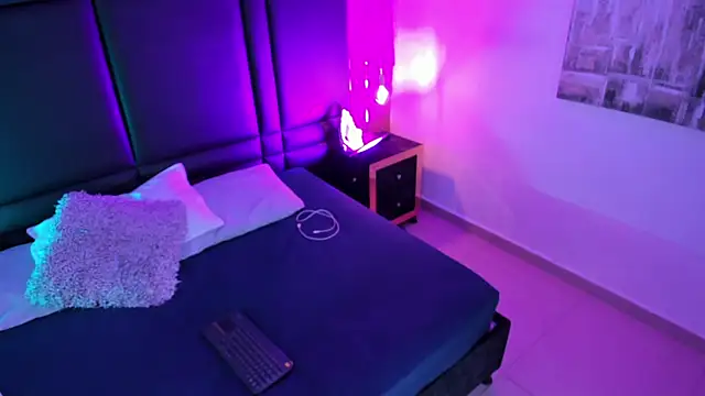 EthanSantori live sex cam