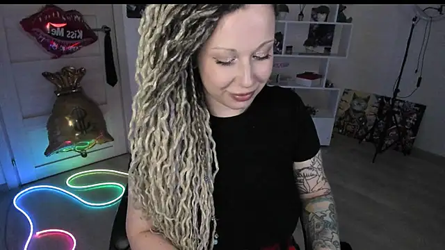 HoneySallyMoore webcam