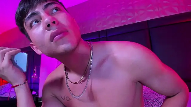 EthanSantori webcam