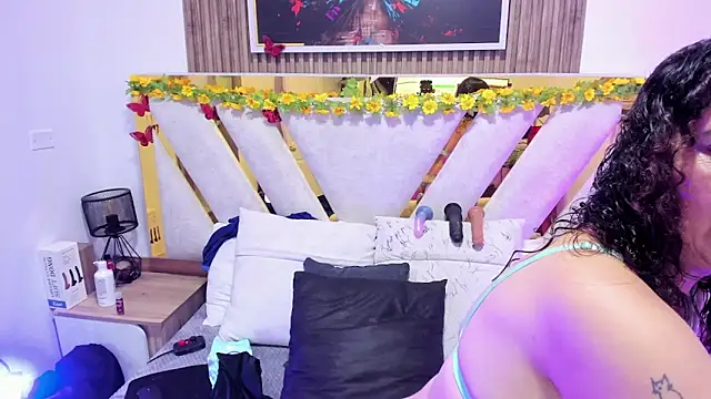 Luna_Naughty1 webcam
