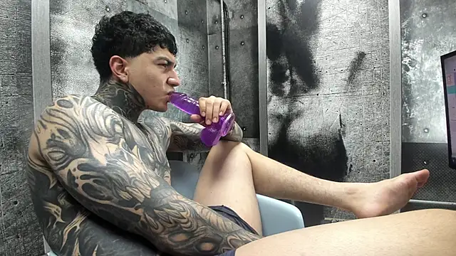 Gury_tattoo