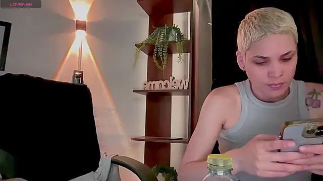 MarcellaGriffin webcam