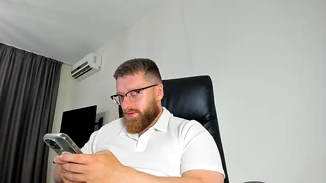 Findom_guy webcam