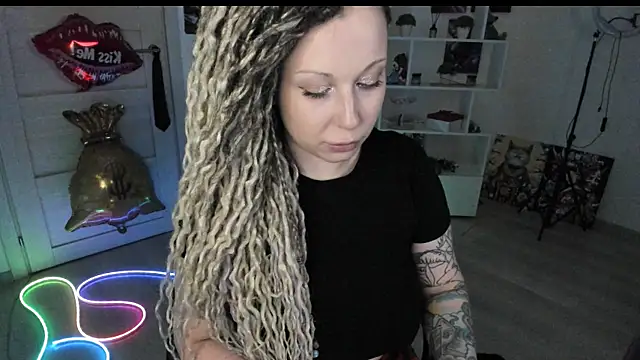HoneySallyMoore webcam