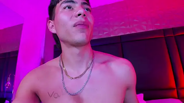 EthanSantori webcam