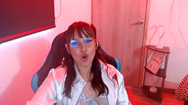 Skarlet_Adams28 webcam