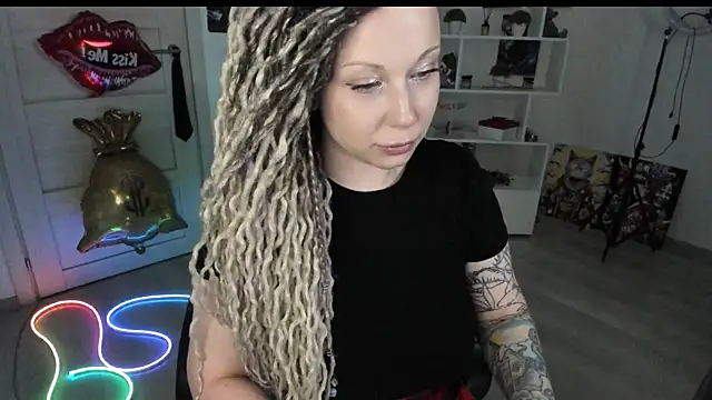 HoneySallyMoore webcam