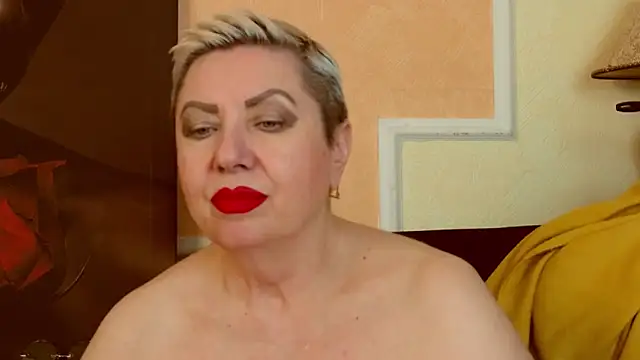 LadyPosh webcam