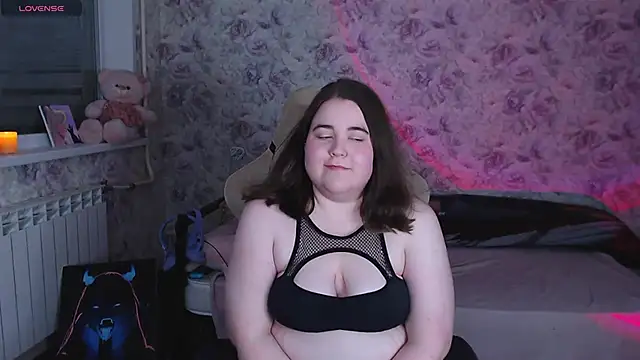Estelle_Hicks webcam