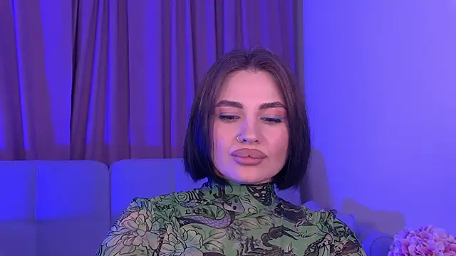 AdrianaToress webcam
