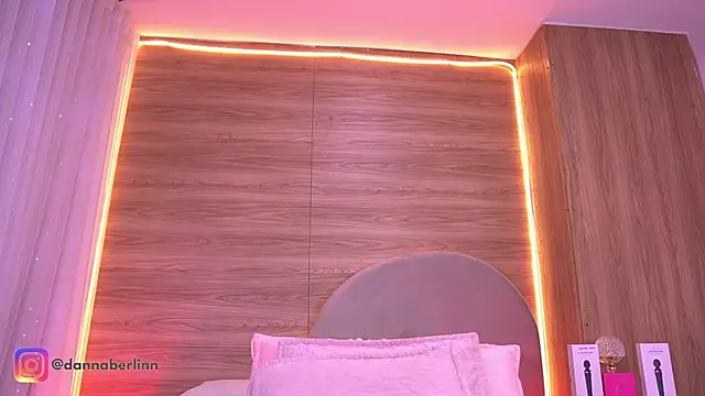 danna_berlin_ webcam