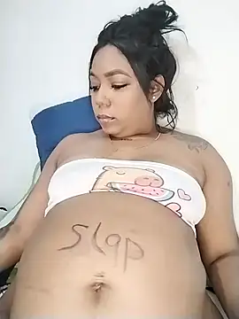 emma_purple_ webcam