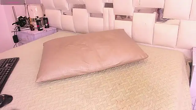 Eva_Johnss webcam