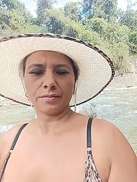 esmeralda_li webcam