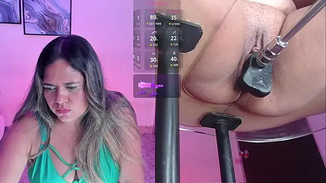 MILFaurora webcam