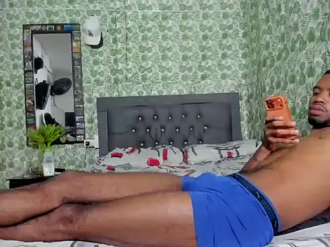 Kofi_exotic_2 webcam