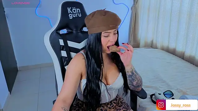 Victoryyy_ webcam
