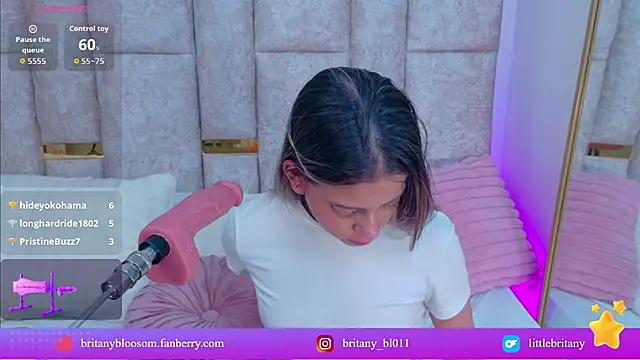 britanyblossom - BritanyBlossom's free webcam - UK Sex Cams
