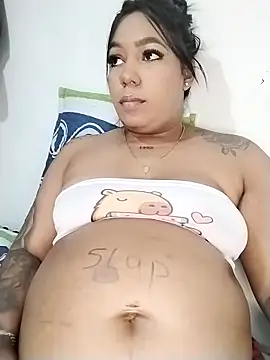 emma_purple_ webcam