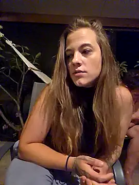 Luna_Lynn webcam