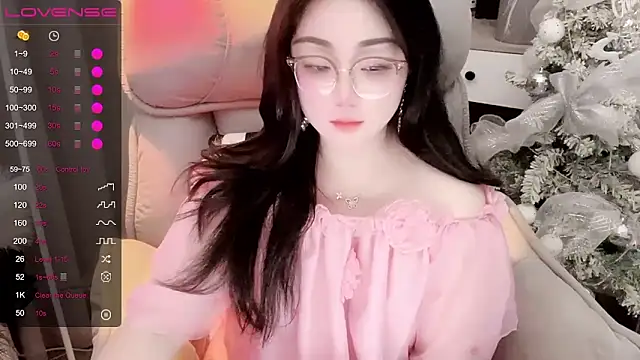 Monica-666888- webcam