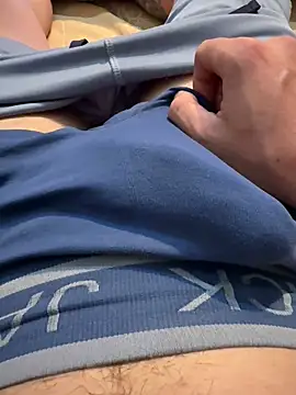 Hotguyj webcam