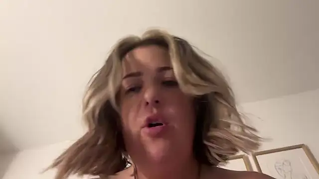 MsBelleWarick