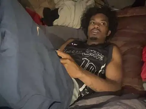 SlimeCrownzOut5 webcam