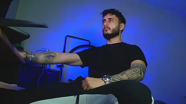 XanderCage99 webcam