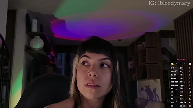 Saraa_Desiree webcam