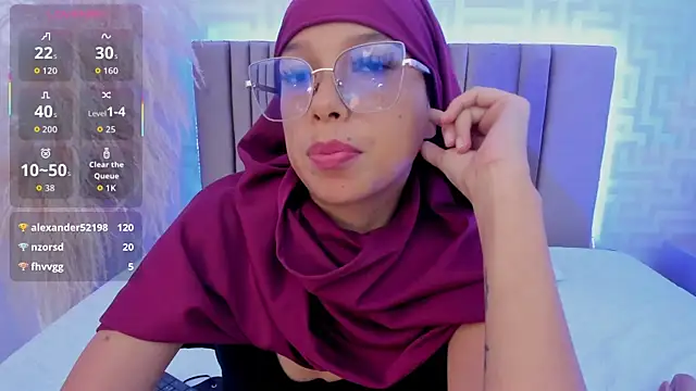 naishaa_ webcam