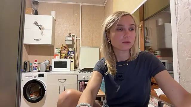 AngelJeni webcam